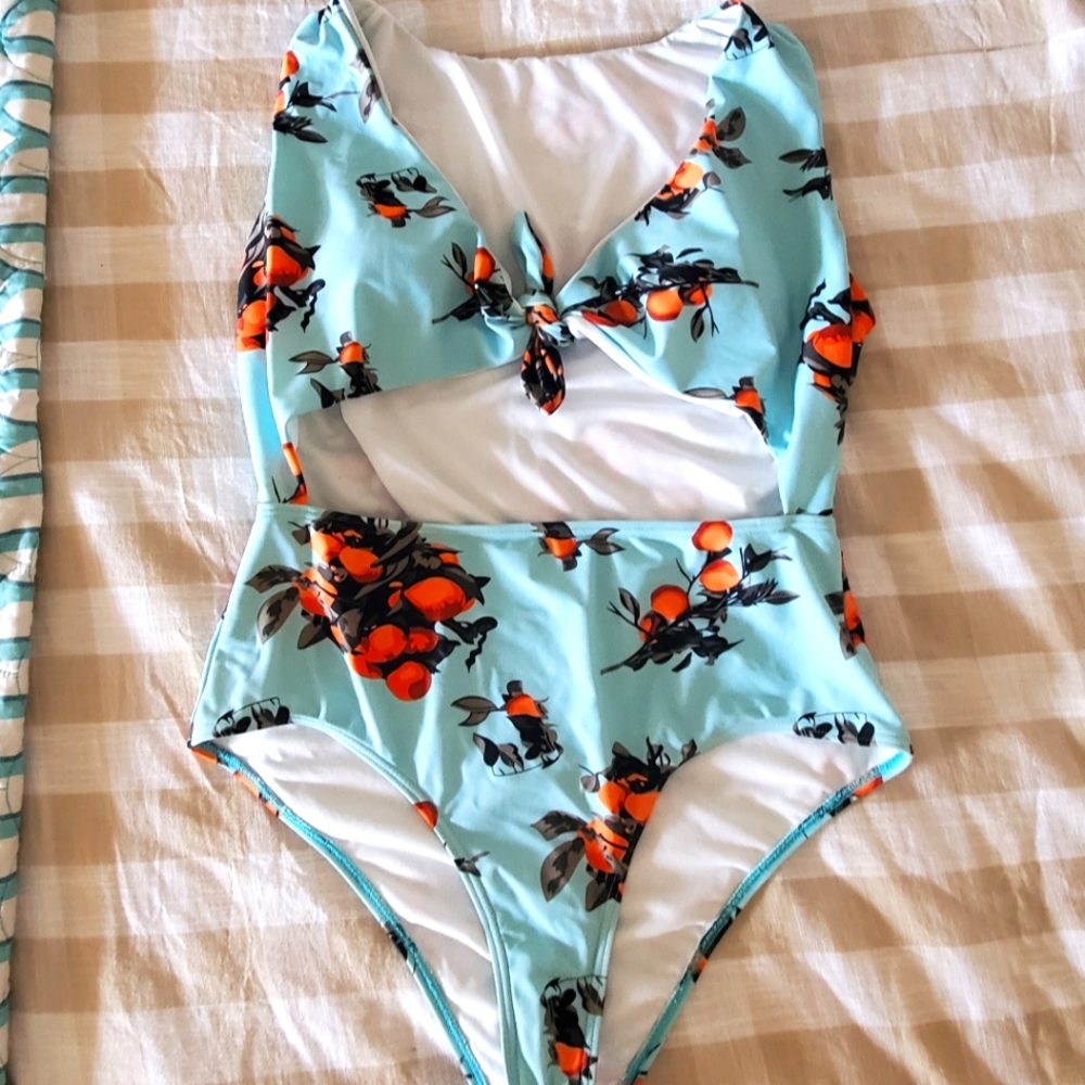 Cupshe one piece swimsuit